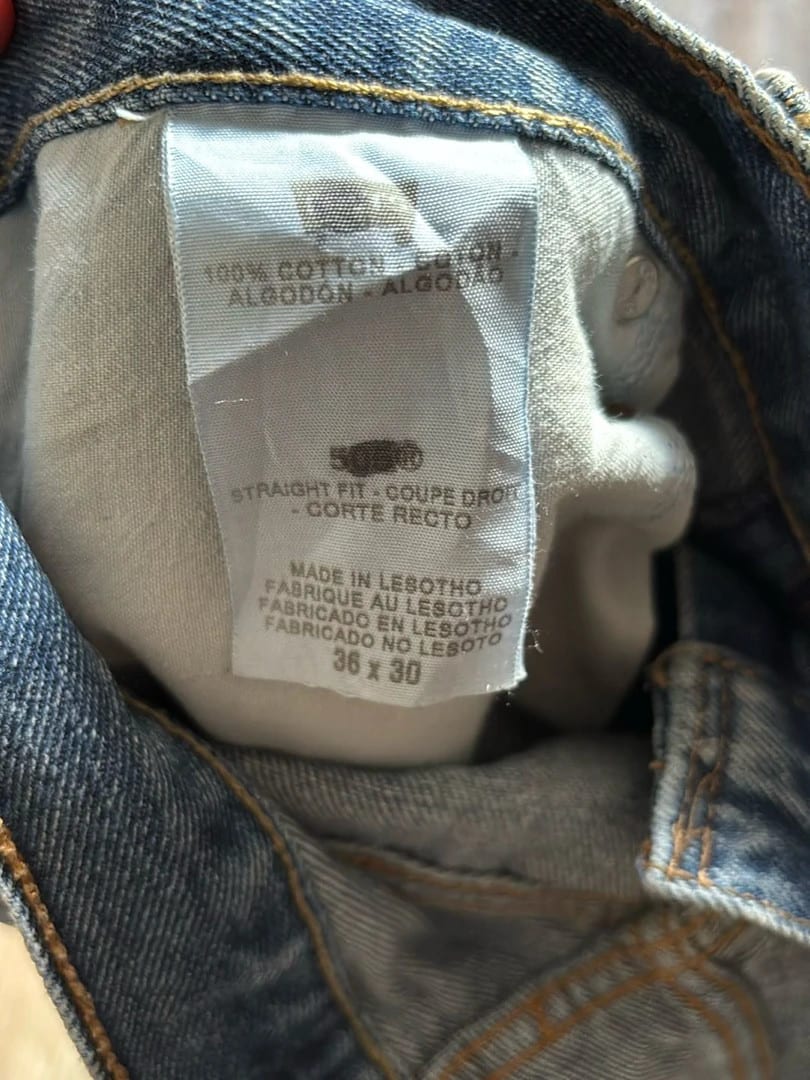 đź›’Jeans Levi's W36 L30đź›’