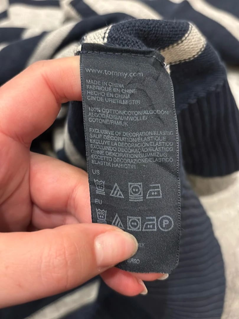 🛒Pull Tommy Hilfiger rayé L🛒