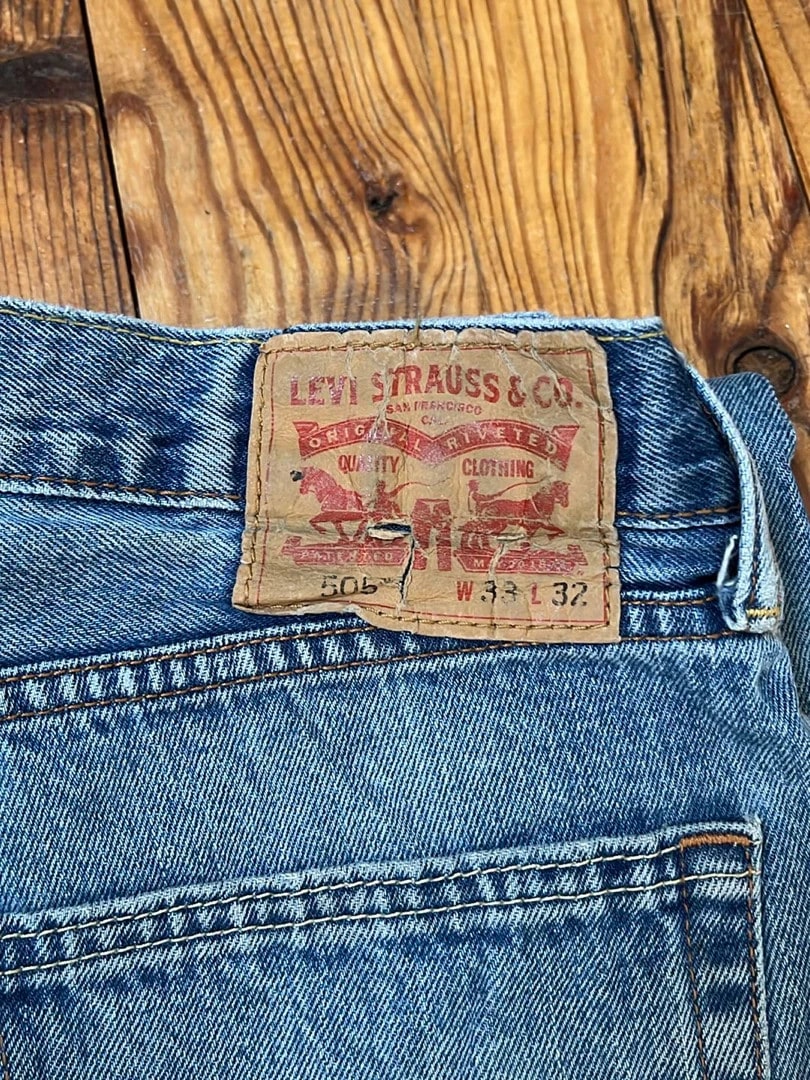 đź›’Jeans Levi's 505 W33 L32đź›’