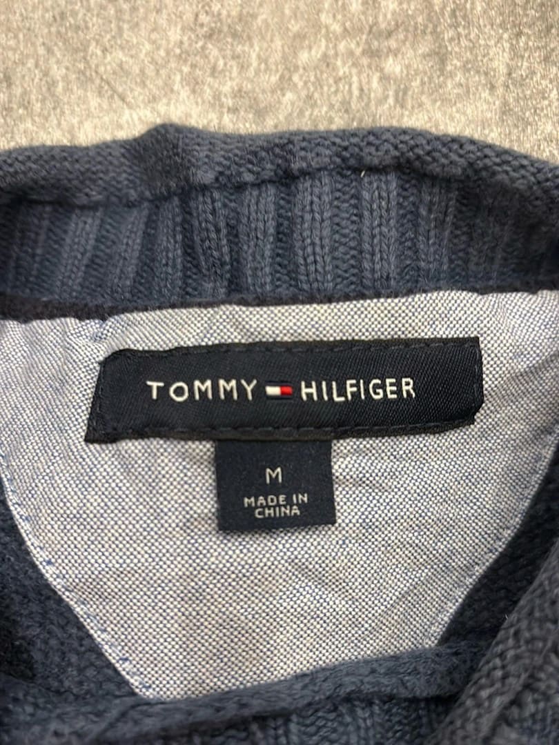đź›’Pull Tommy Hilfiger Taille M Bleu Marineđź›’