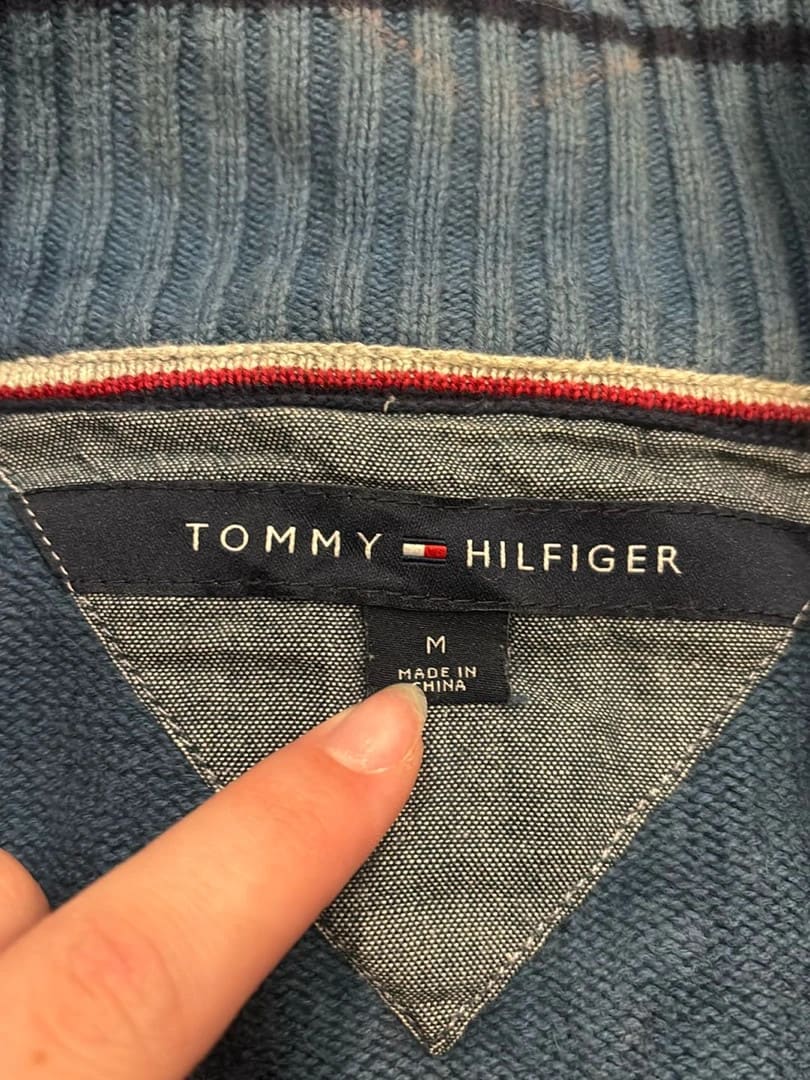🛒Pull zippé Tommy Hilfiger Taille M🛒
