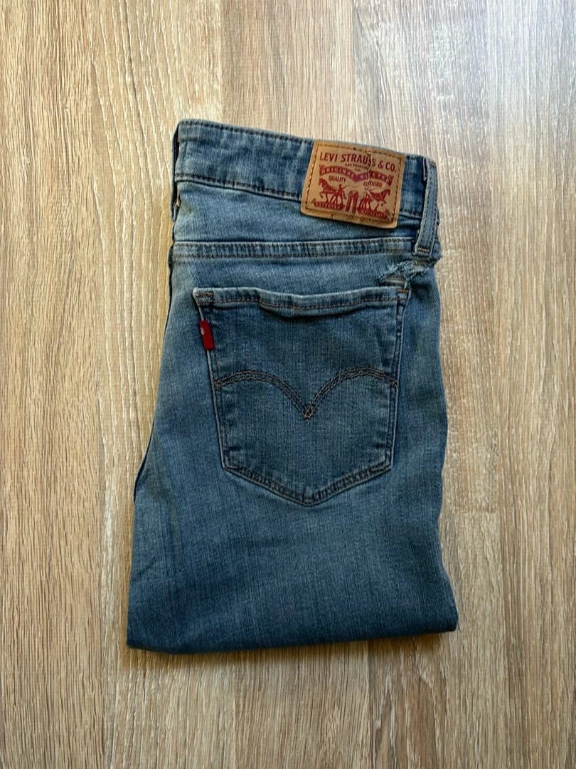 đź›’Jeans Levi's W30 L30đź›’