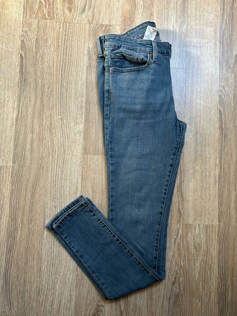 đź›’Jeans Levi's W30 L30đź›’