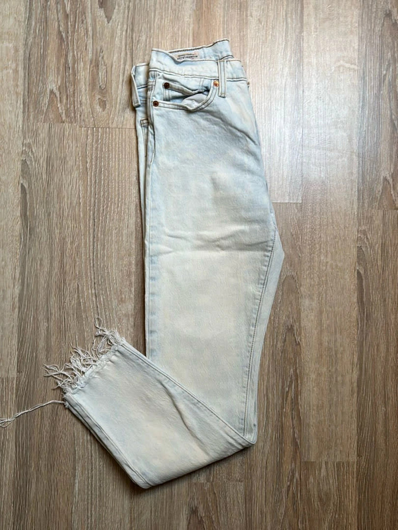 đź›’Jeans Levi's W26đź›’