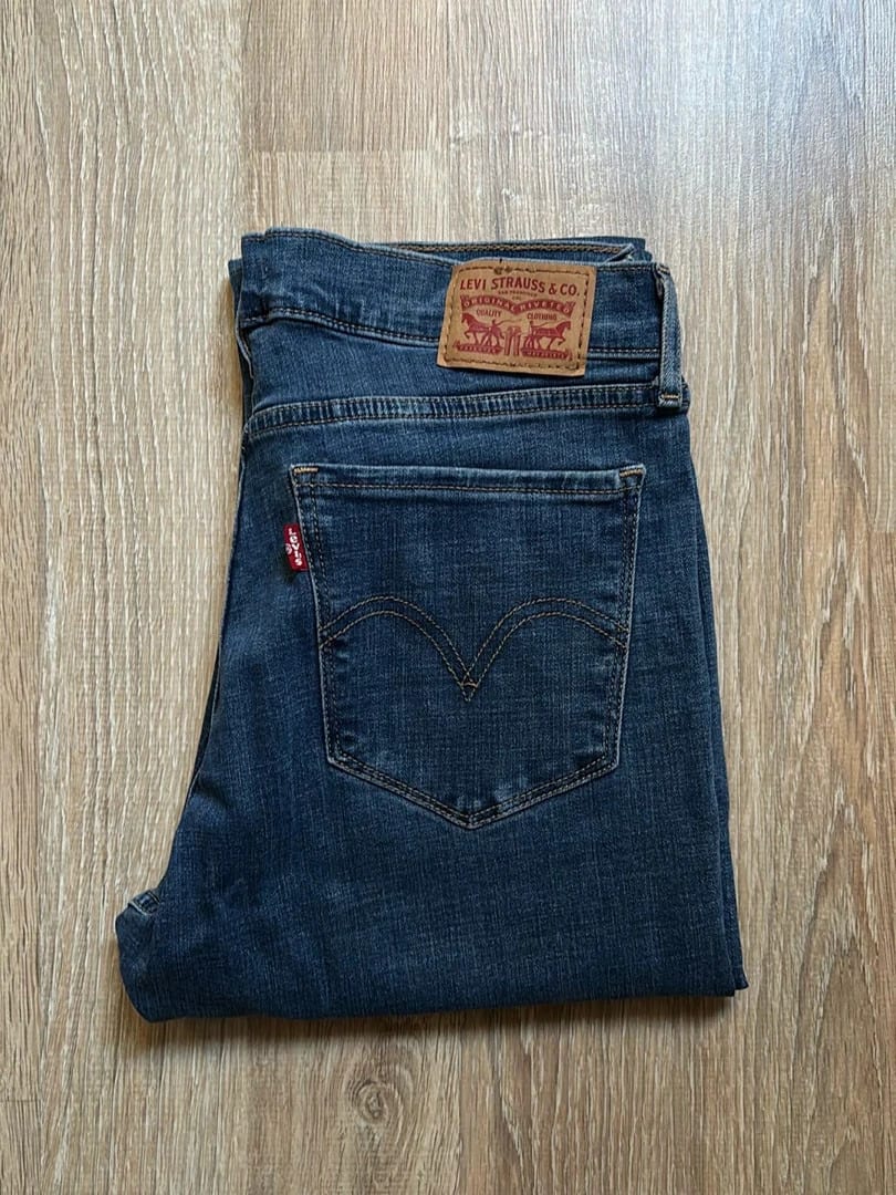 đź›’Jeans Levi's W29 L30đź›’