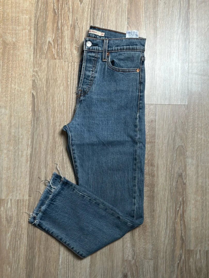 đź›’Jeans Levi's W26 L26đź›’