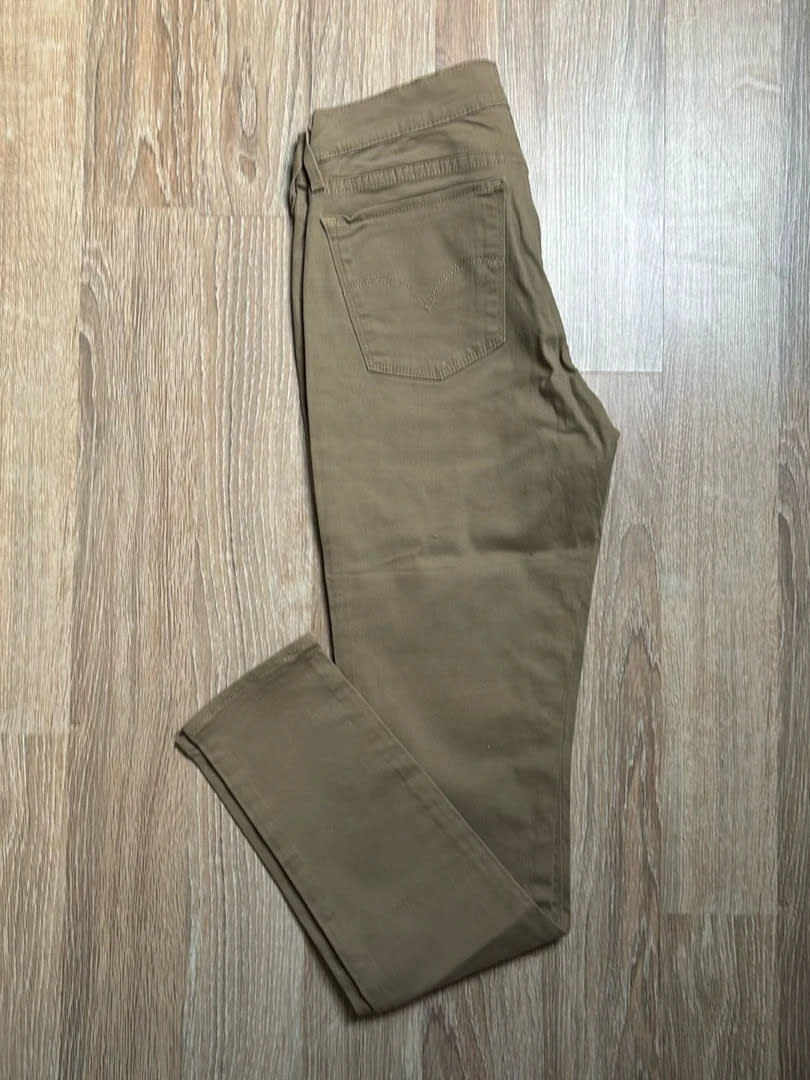 đź›’Jeans Levi's W29 L30đź›’