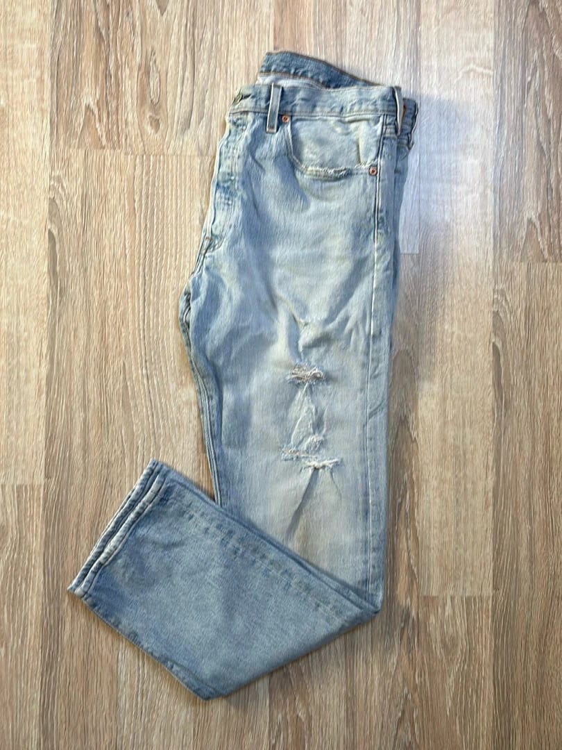 đź›’Jeans Levi's 501 W33 L30đź›’