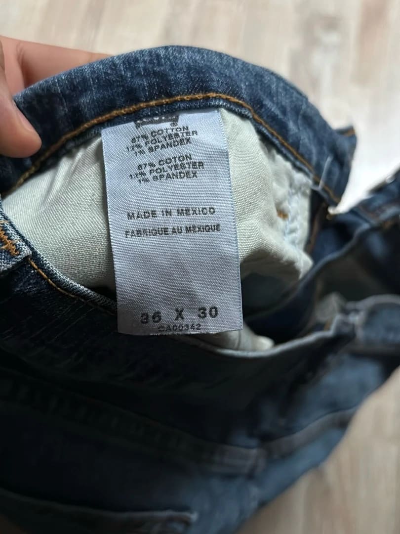 đź›’Jeans Levi's W36 L30đź›’
