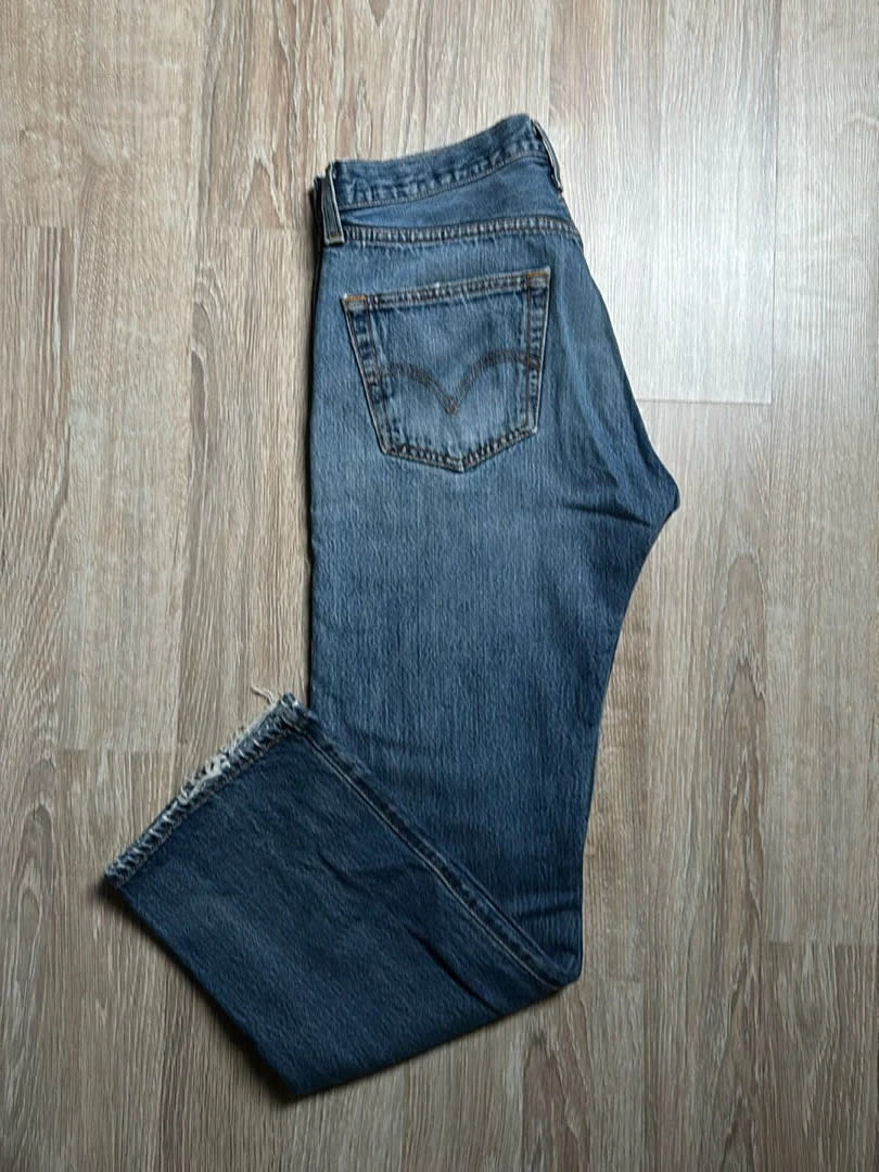 đź›’Jeans Levi's 501 W32 L30đź›’
