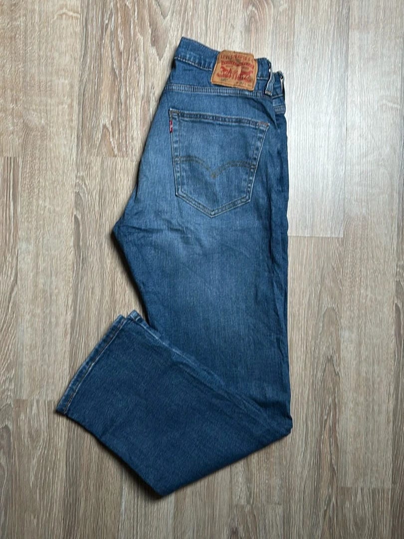 đź›’Jeans Levi's 505 W32 L30đź›’
