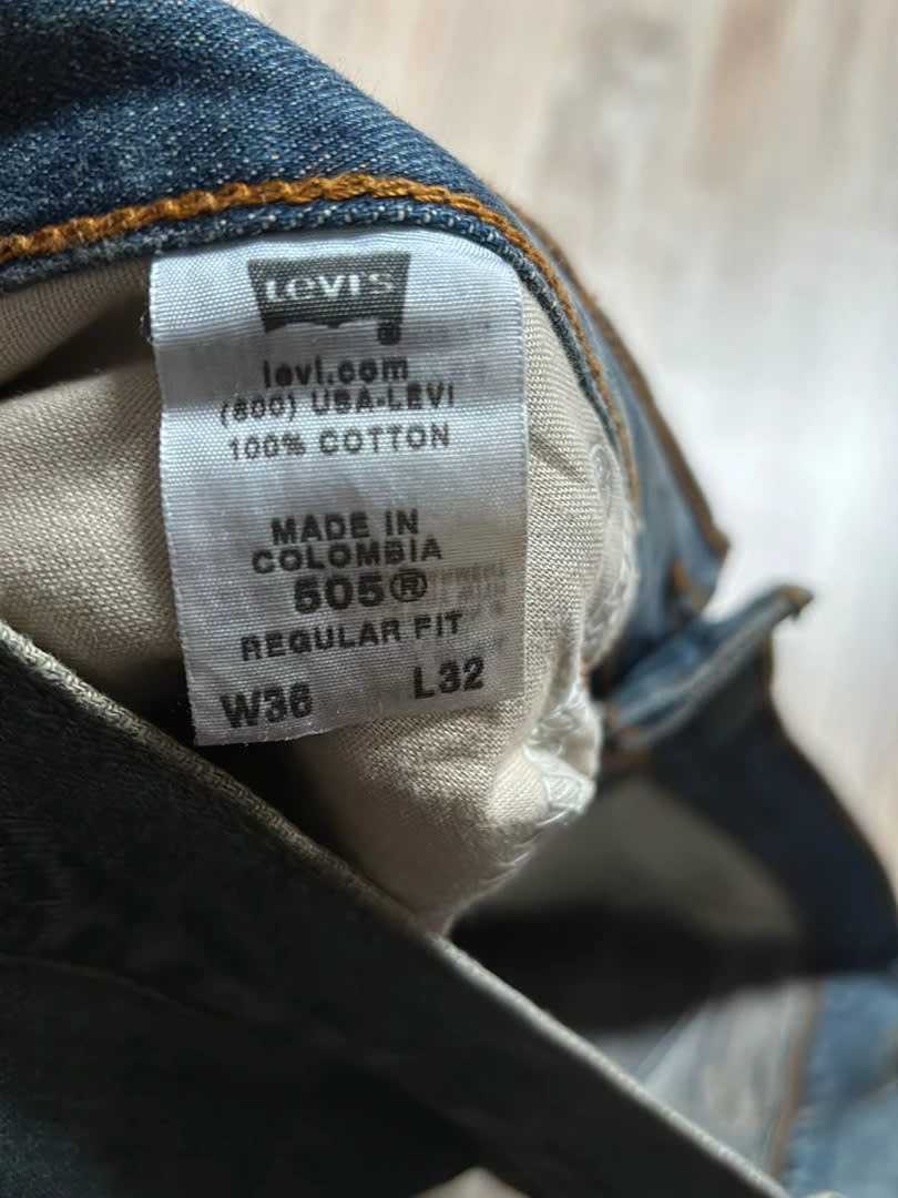 đź›’Jeans Levi's 505 W36 L32đź›’