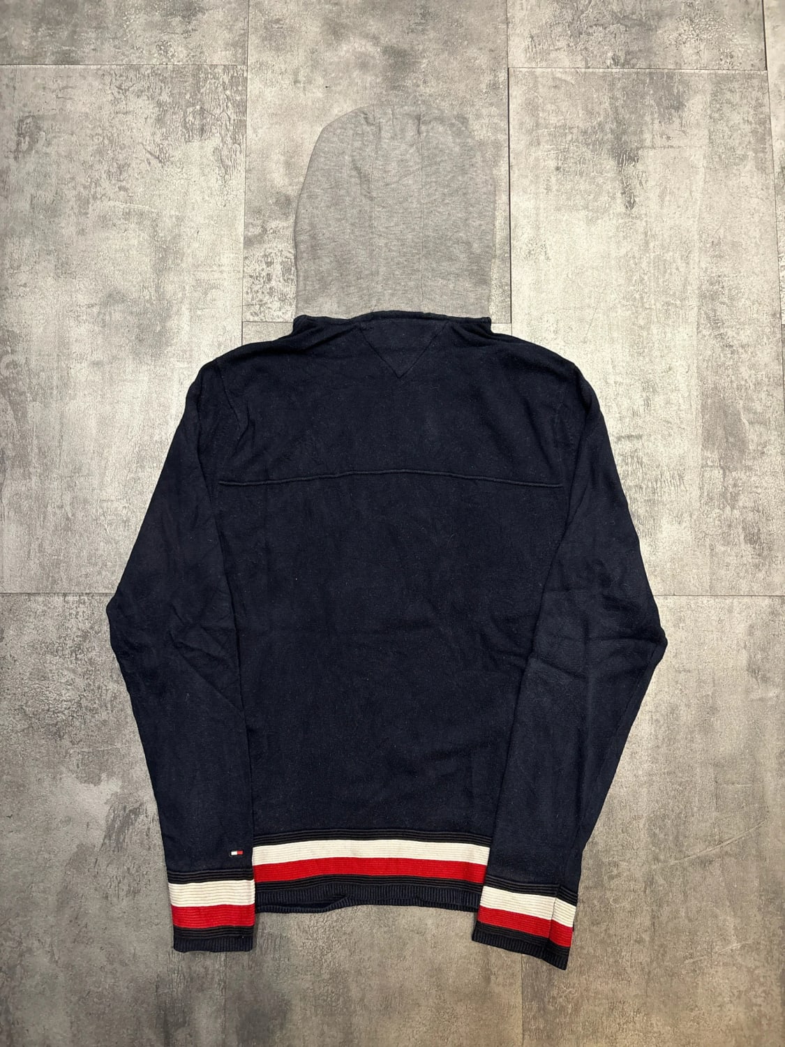đź›’Pull Ă capuche Tommy Hilfiger XSđź›’