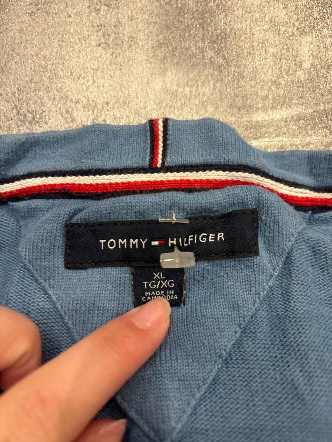đź›’Pull Tommy Hilfiger XLđź›’