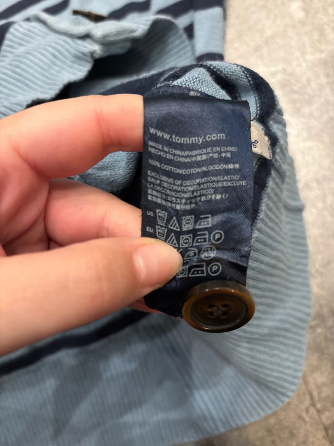🛒Gilet Tommy Hilfiger Bleu Ciel Rayé Taille L🛒