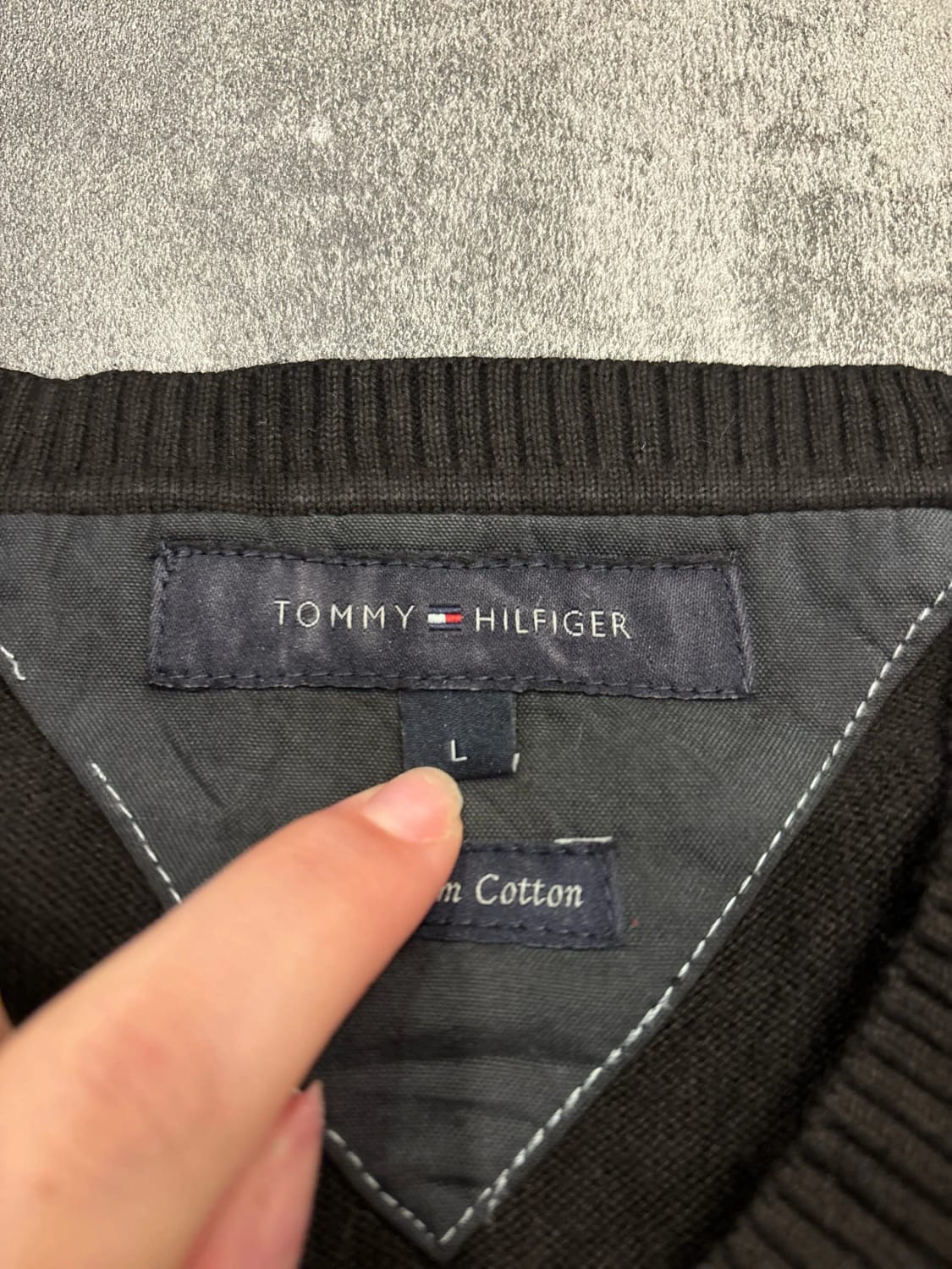 đź›’Pull Tommy Hilfiger Noir Taille Lđź›’
