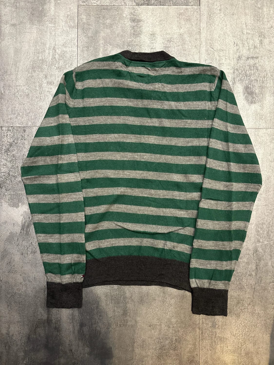 🛒Pull rayé Tommy Hilfiger M🛒