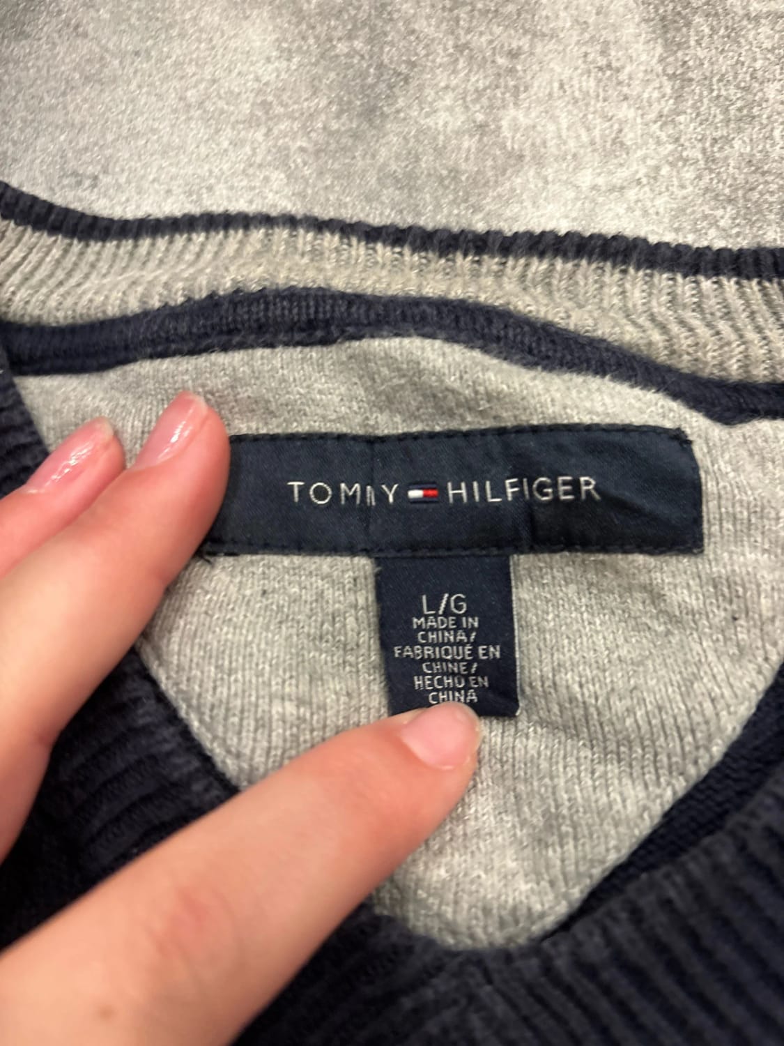 đź›’Pull Tommy Hilfiger Bleu Marine Taille Lđź›’