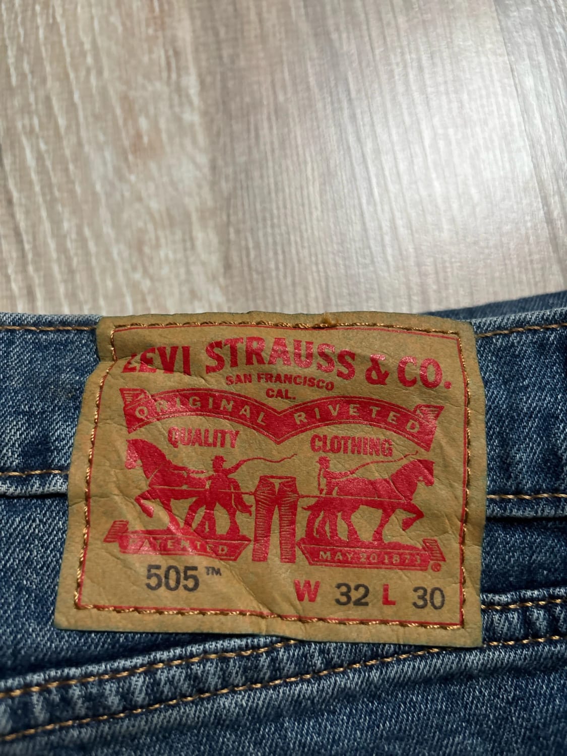 đź›’Jeans Levi's 505 W32 L30đź›’