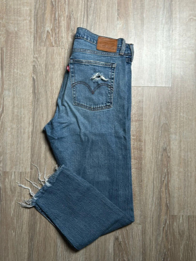 đź›’Jeans Levi's W30đź›’