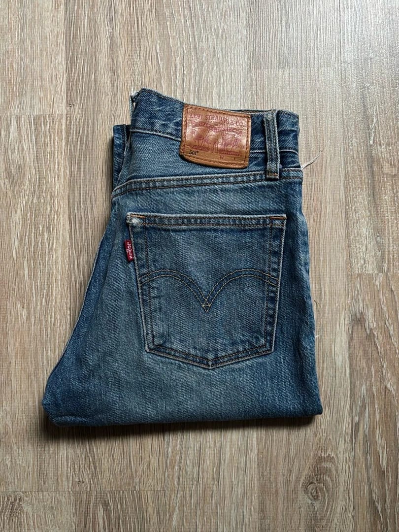 đź›’Jeans Levi's 501 W25 L32đź›’