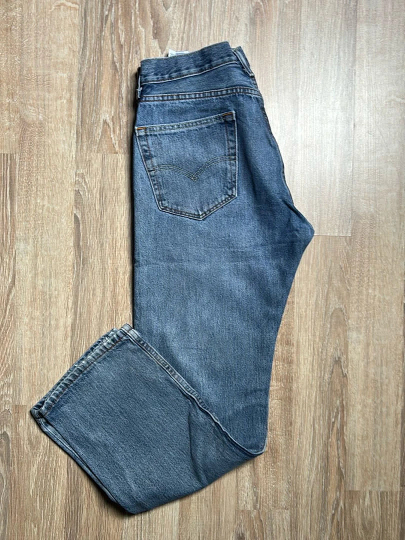 đź›’Jeans Levi's 505 W32 L30đź›’