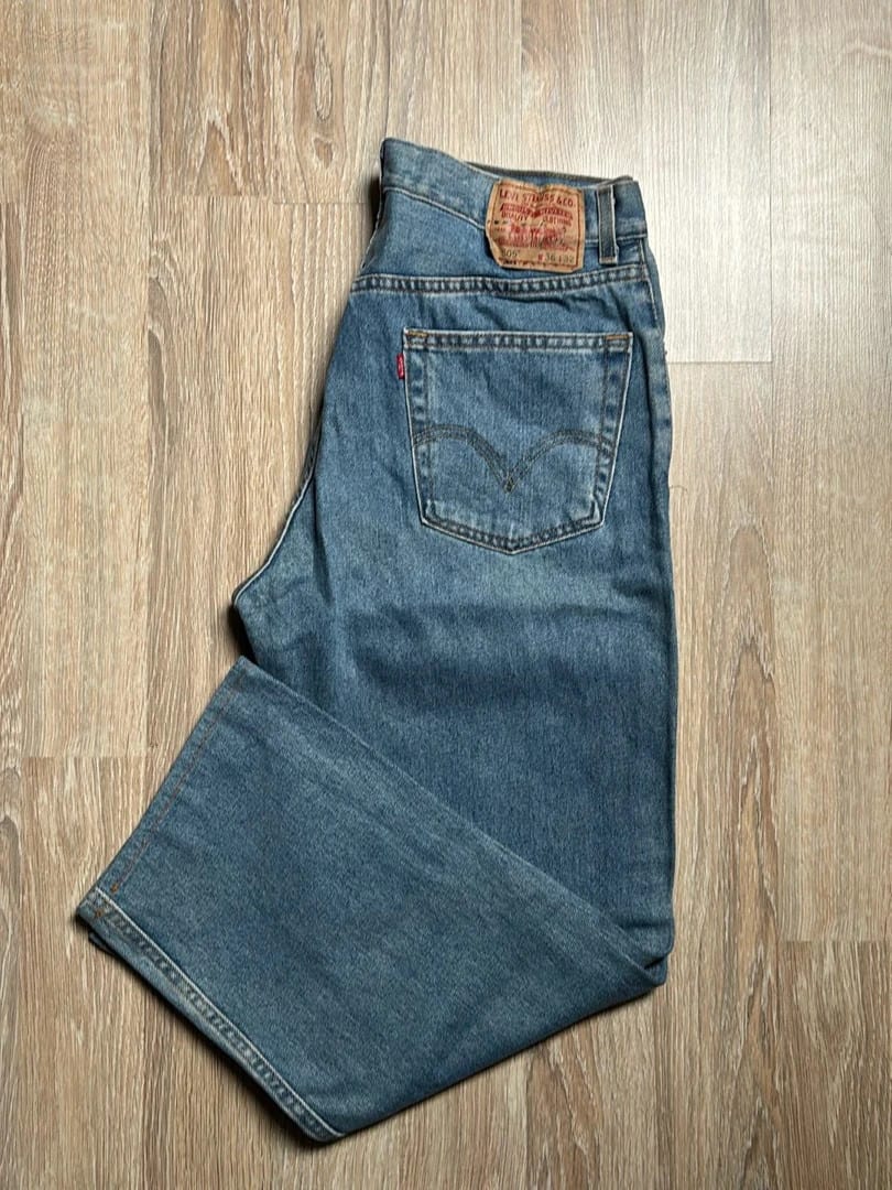 đź›’Jeans Levi's 505 W36 L32đź›’