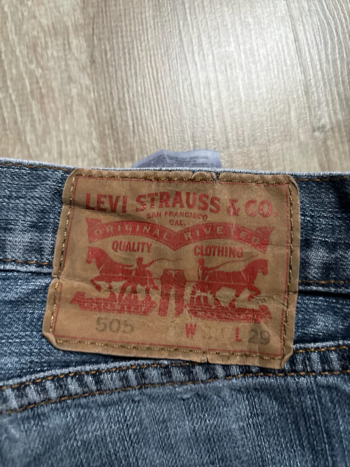 đź›’Jeans Levi's 505 W33 L29đź›’