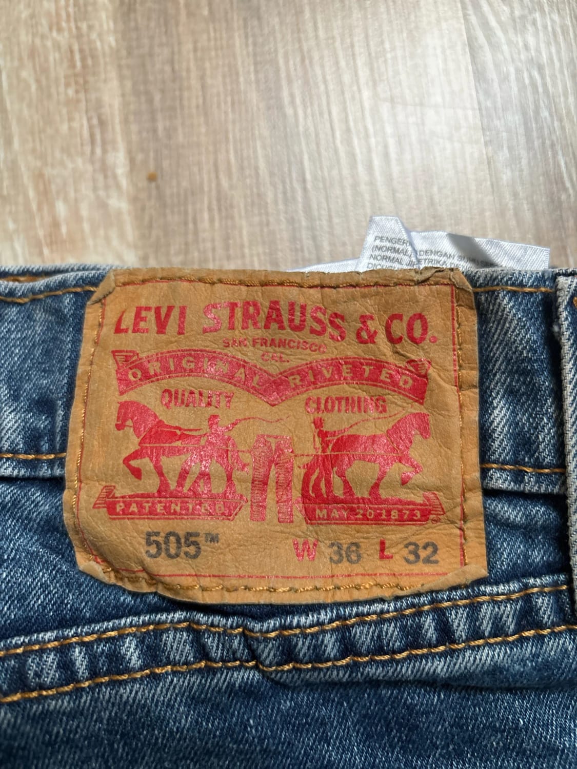đź›’Jeans Levi's 505 W36 L32đź›’