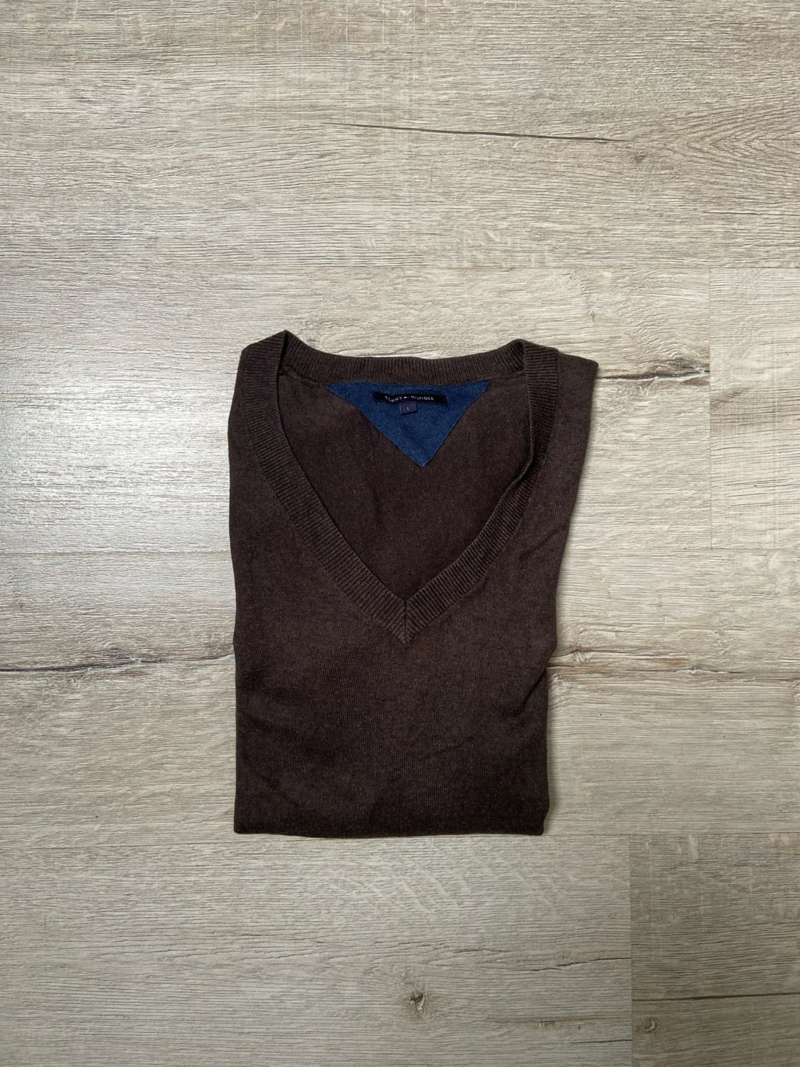 đź›’Pull Tommy Hilfiger Col V Taille Lđź›’