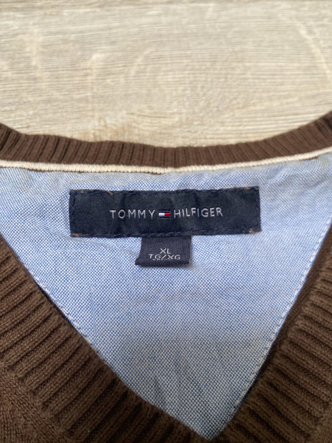 đź›’Pull Tommy Hilfiger XL Marron Col Vđź›’