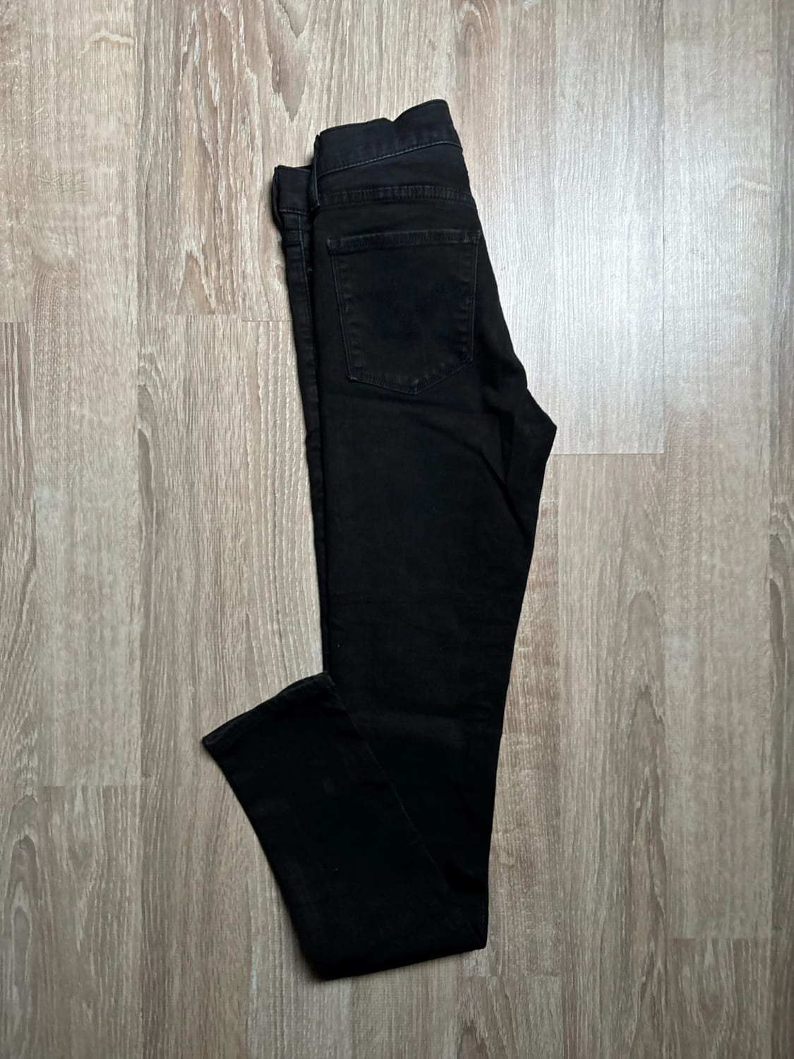 đź›’Jeans Levi's W26 L32đź›’