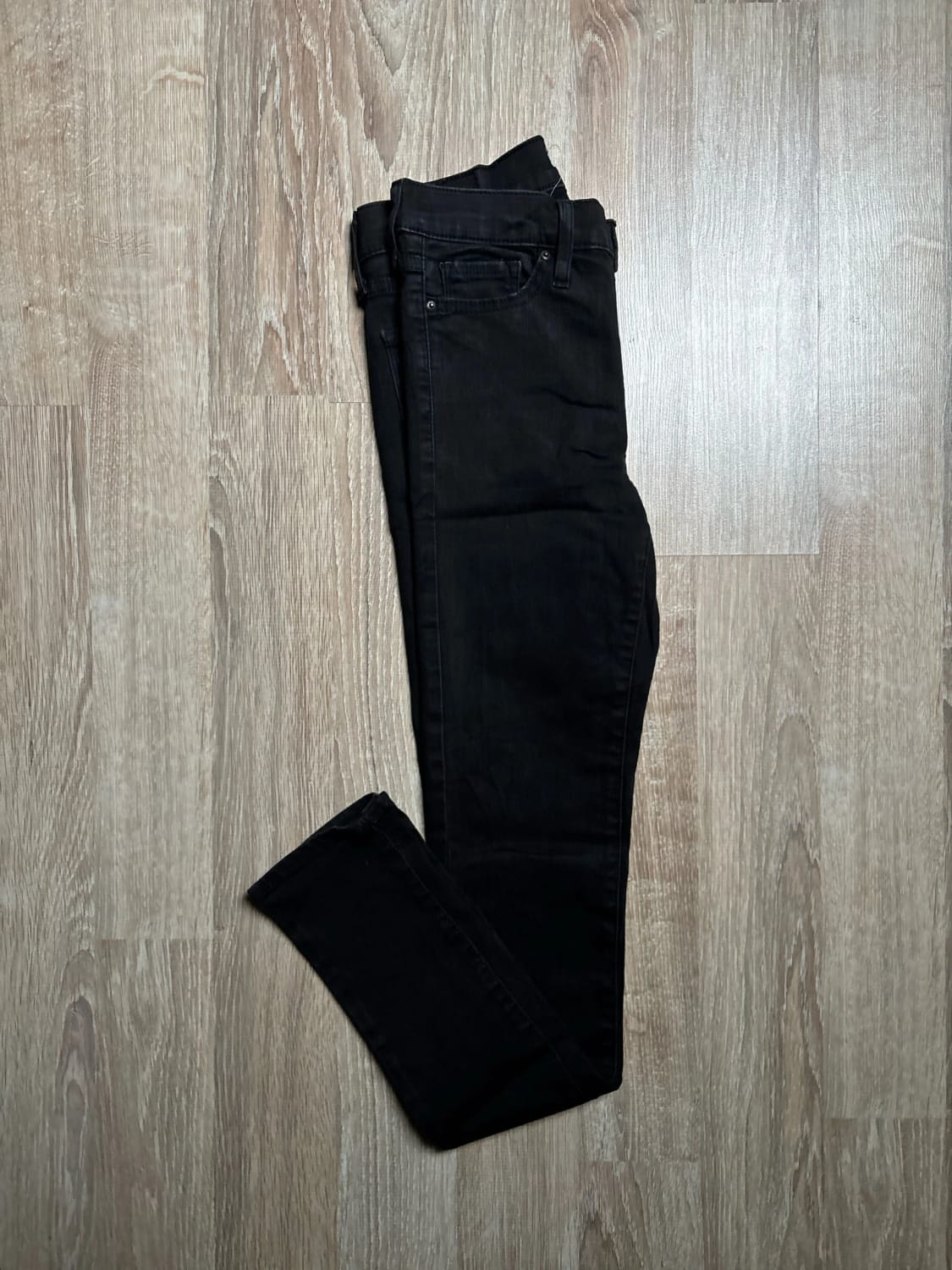 đź›’Jeans Levi's W26 L32đź›’