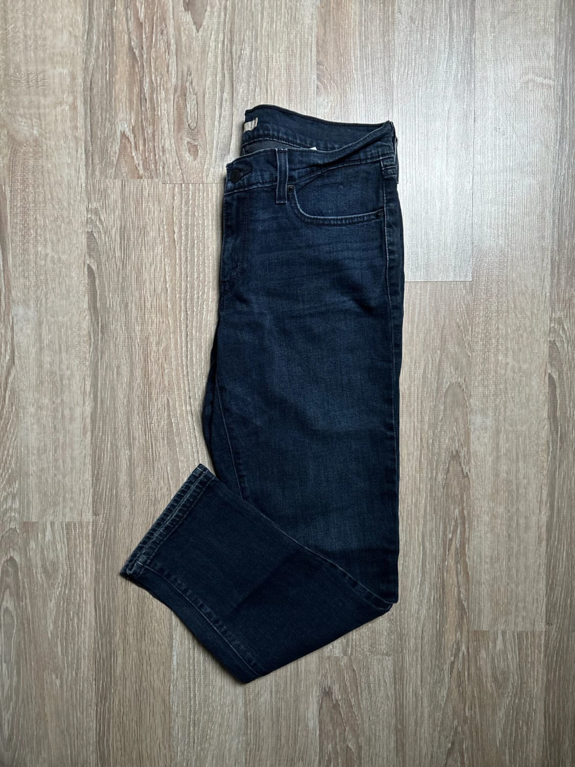 đź›’Jeans Levi's W28đź›’