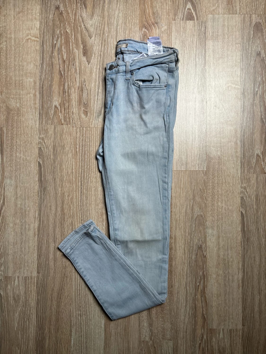 đź›’Jeans Levi's W27 L32đź›’