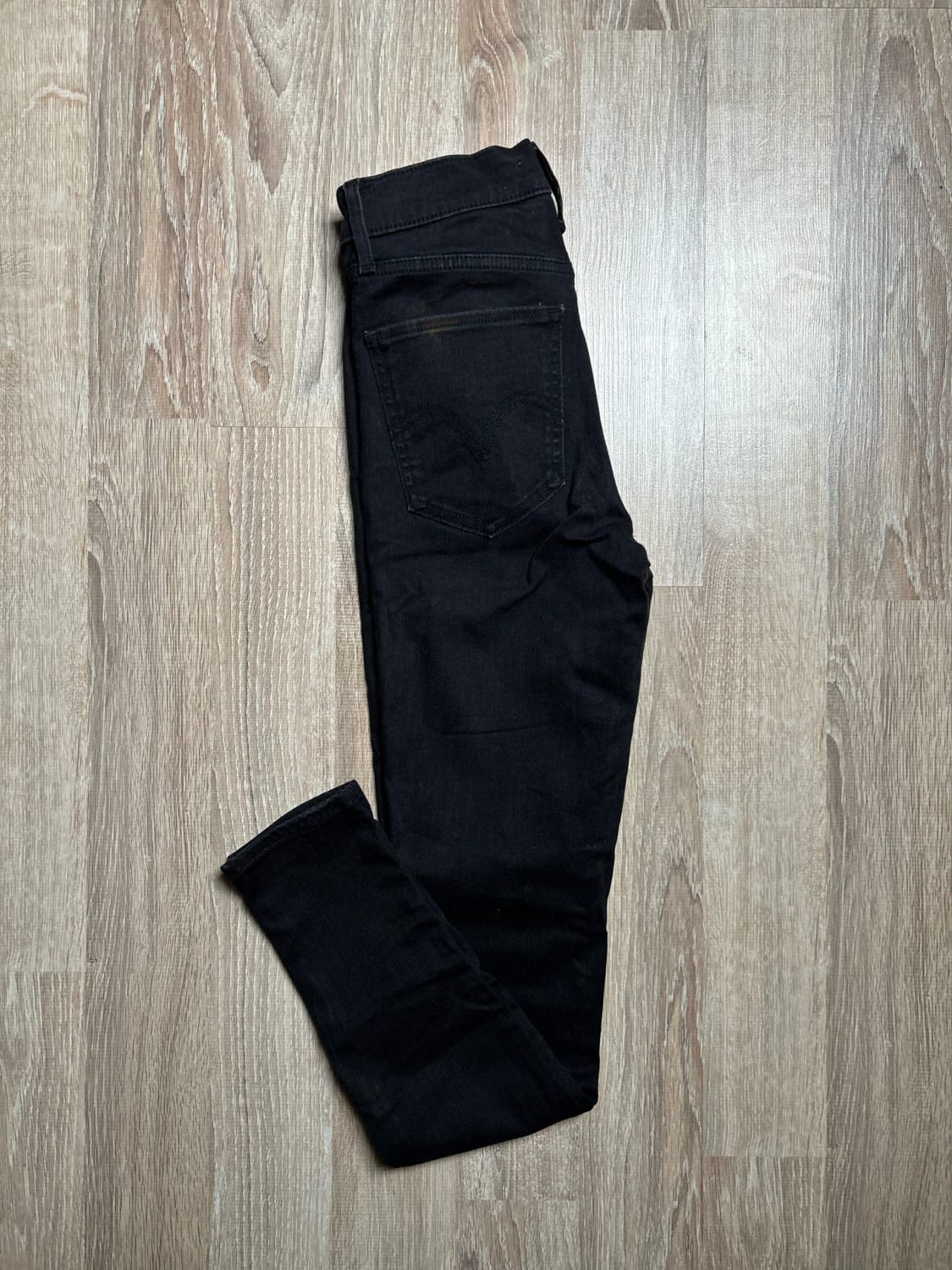 đź›’Jeans Levi's W27 L30đź›’