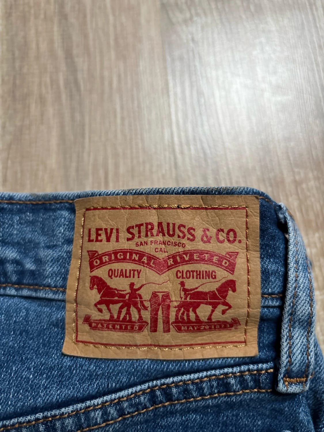 đź›’Jeans Levi's W27 L28đź›’