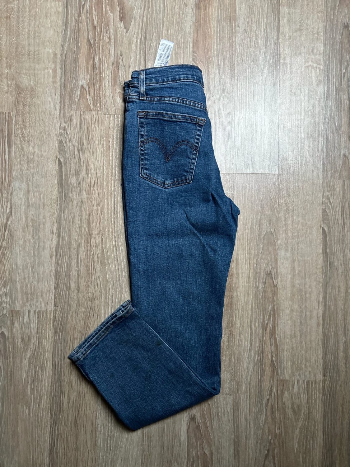đź›’Jeans Levi's W27 L28đź›’