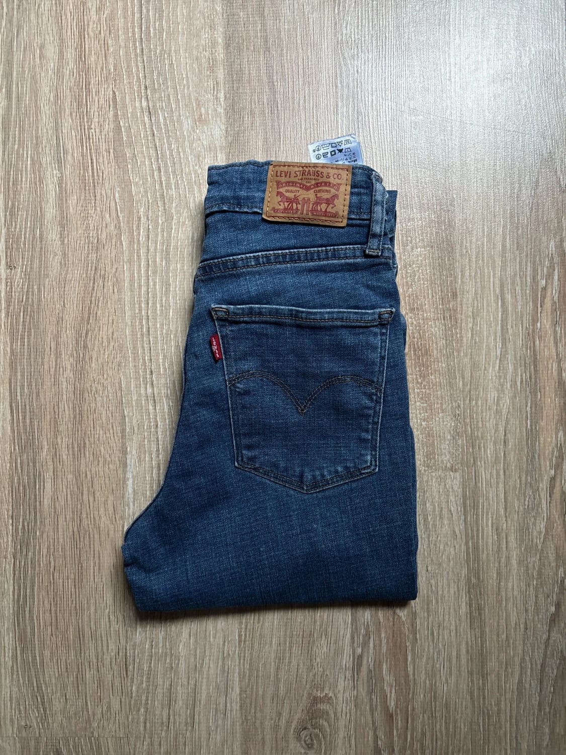 đź›’Jeans Levi's W26 L30đź›’