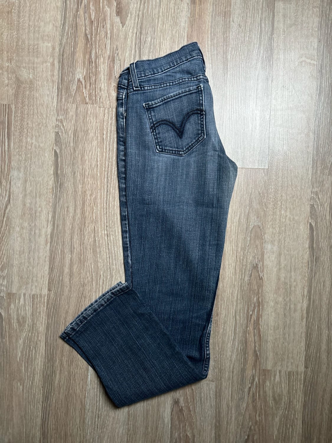 đź›’Jeans Levi's Mđź›’