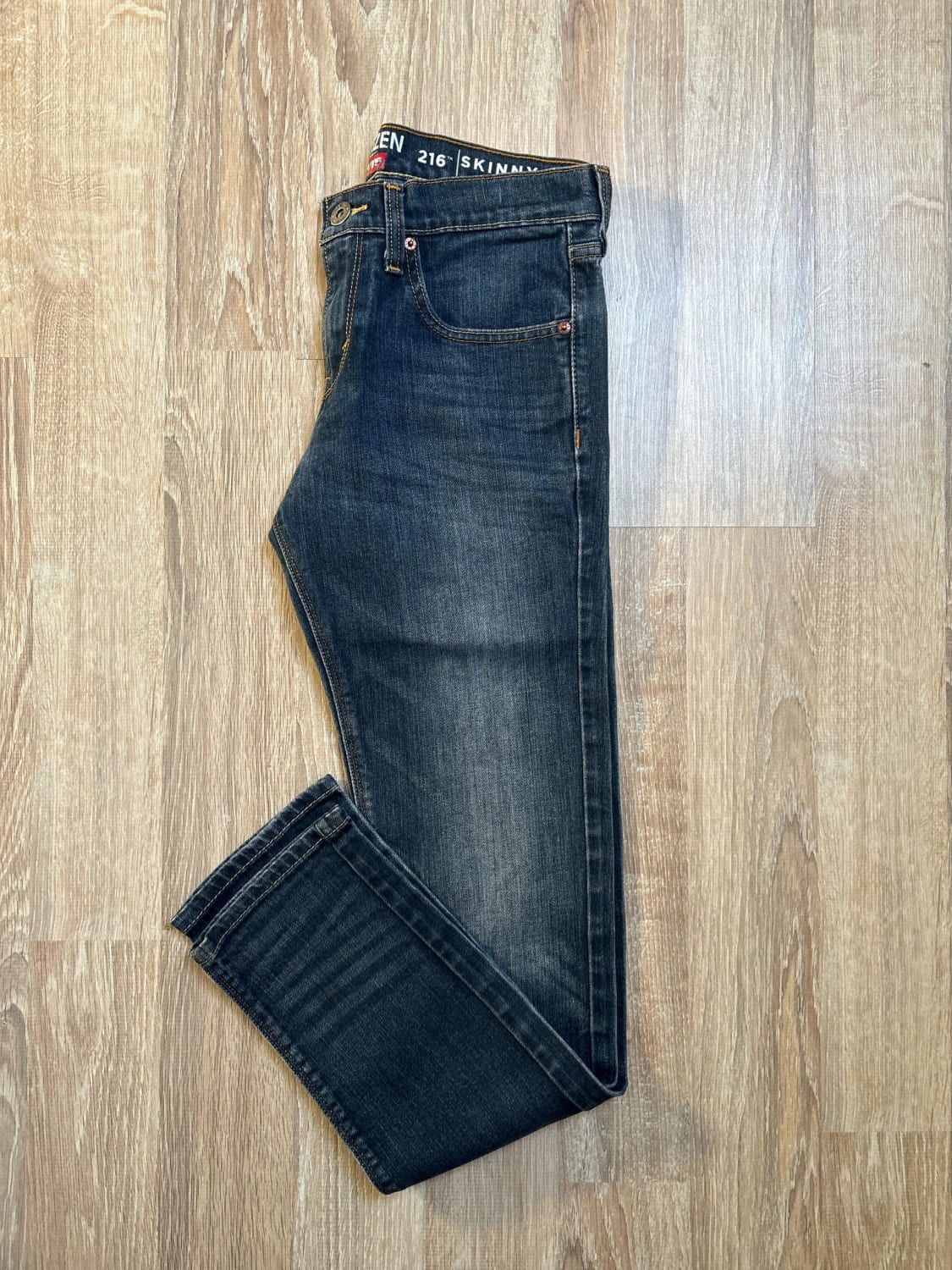 đź›’Jeans Levi's W29 L32đź›’
