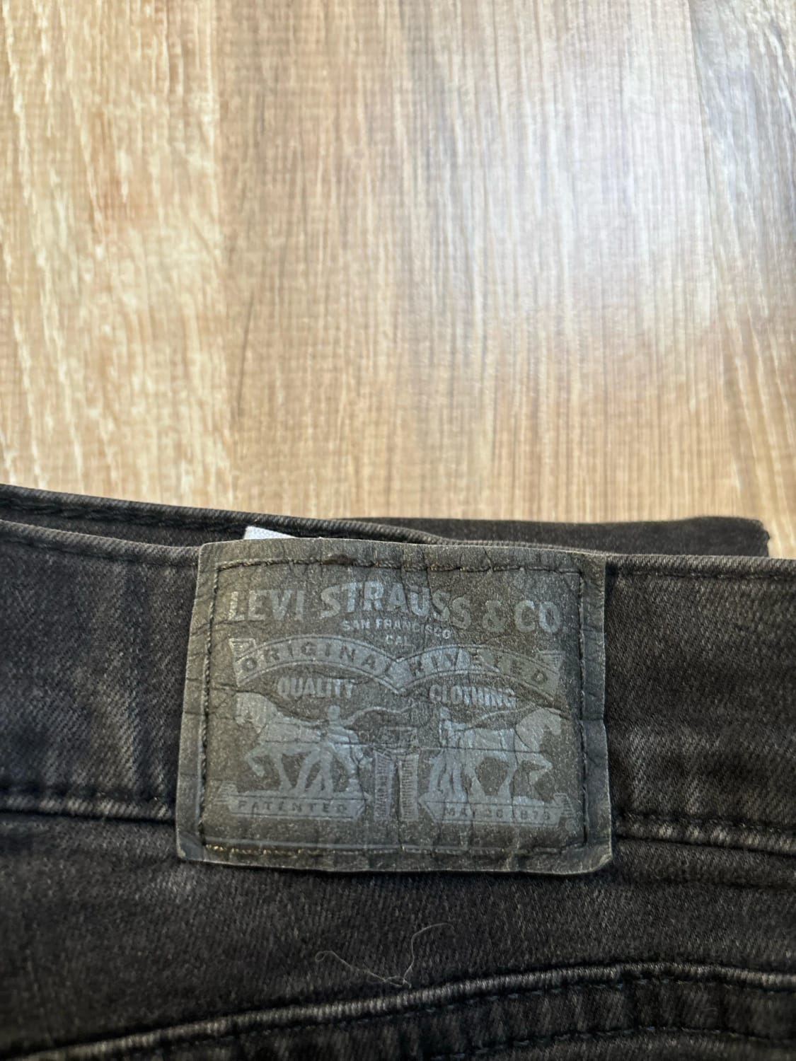 đź›’Jeans Levi's W31 L30đź›’