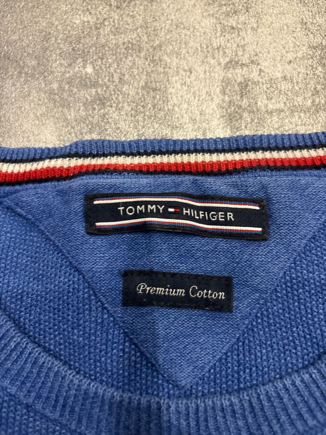 đź›’Pull Tommy Hilfiger Bleu Taille M đź›’