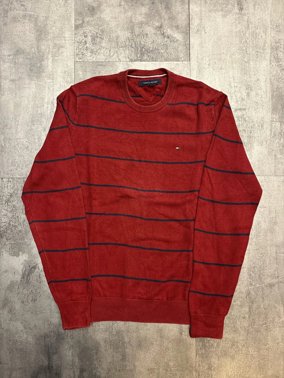 đź›’Pull Tommy Hilfiger Taille M đź›’