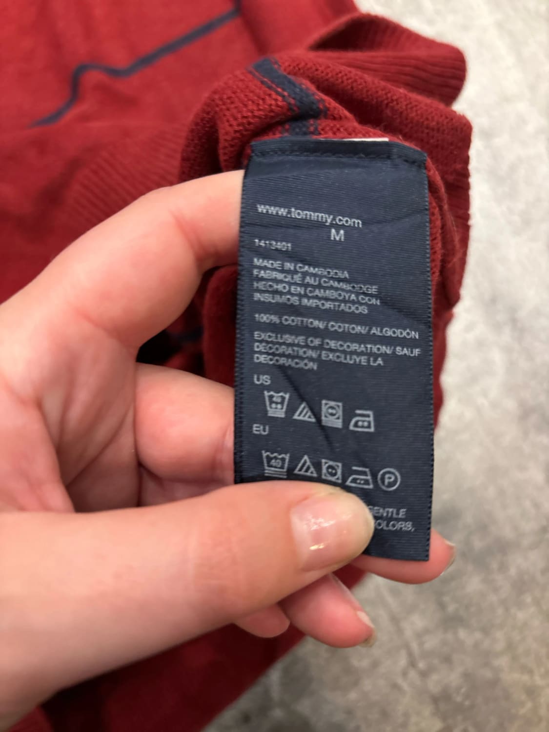 đź›’Pull Tommy Hilfiger Taille M đź›’