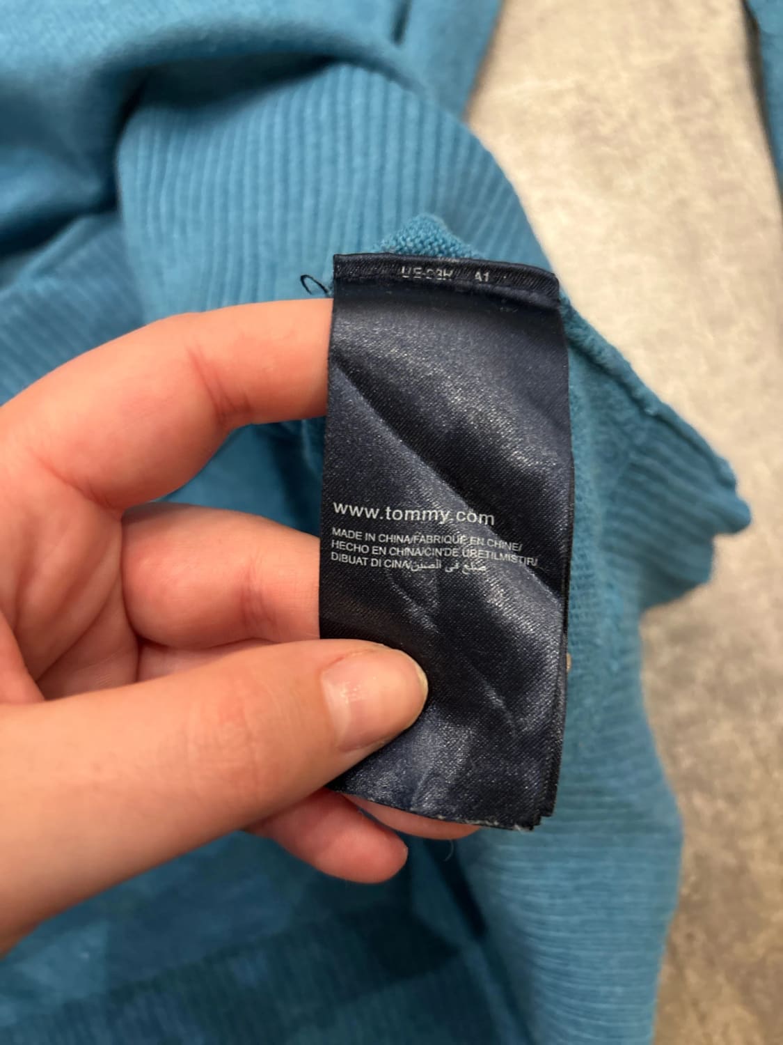 đź›’Pull Tommy Hilfiger Bleu Turquoise Taille XXLđź›’