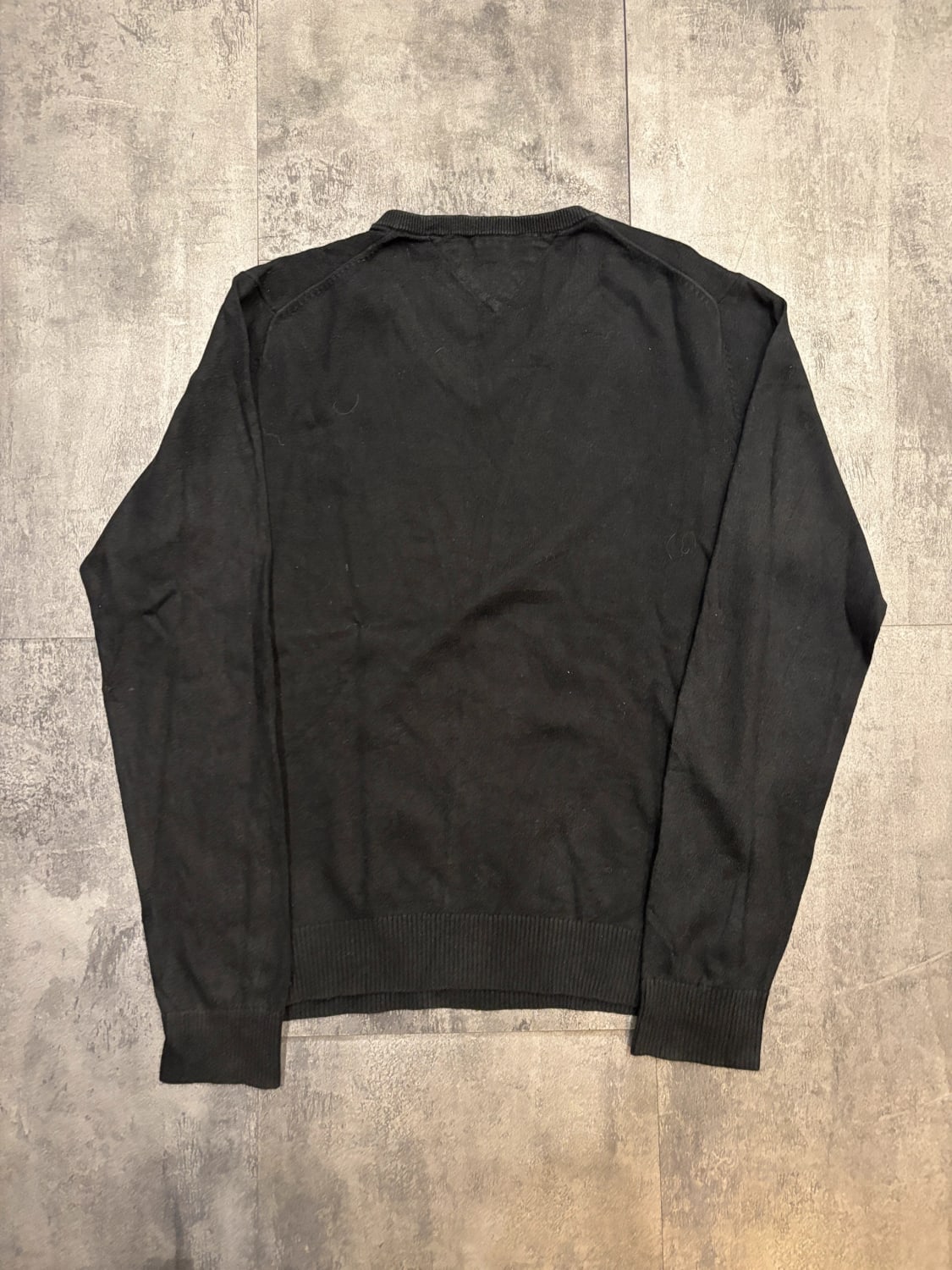 đź›’Pull Tommy Hilfiger Noir Taille Mđź›’