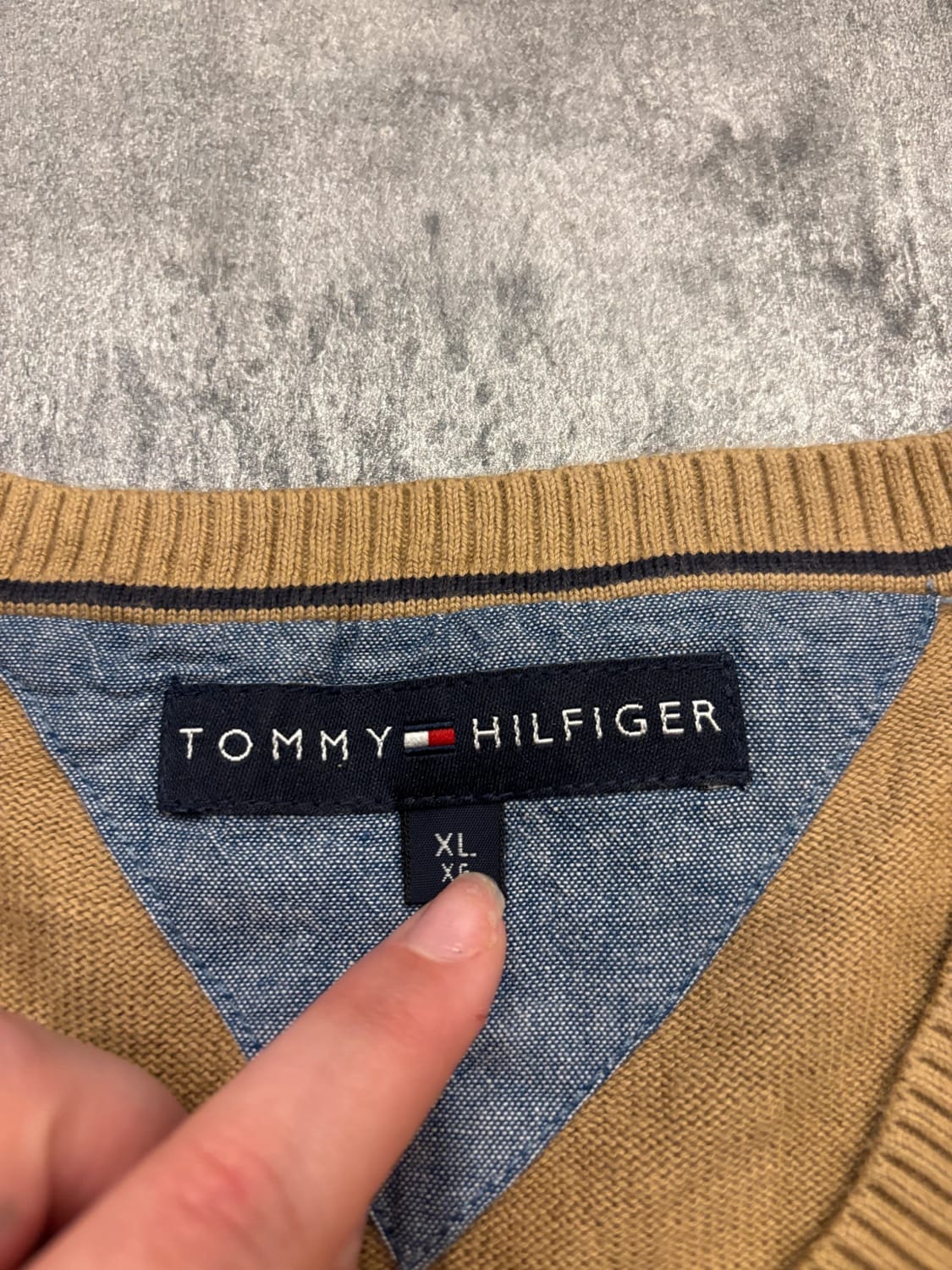 đź›’Pull Tommy Hilfiger Taille XLđź›’