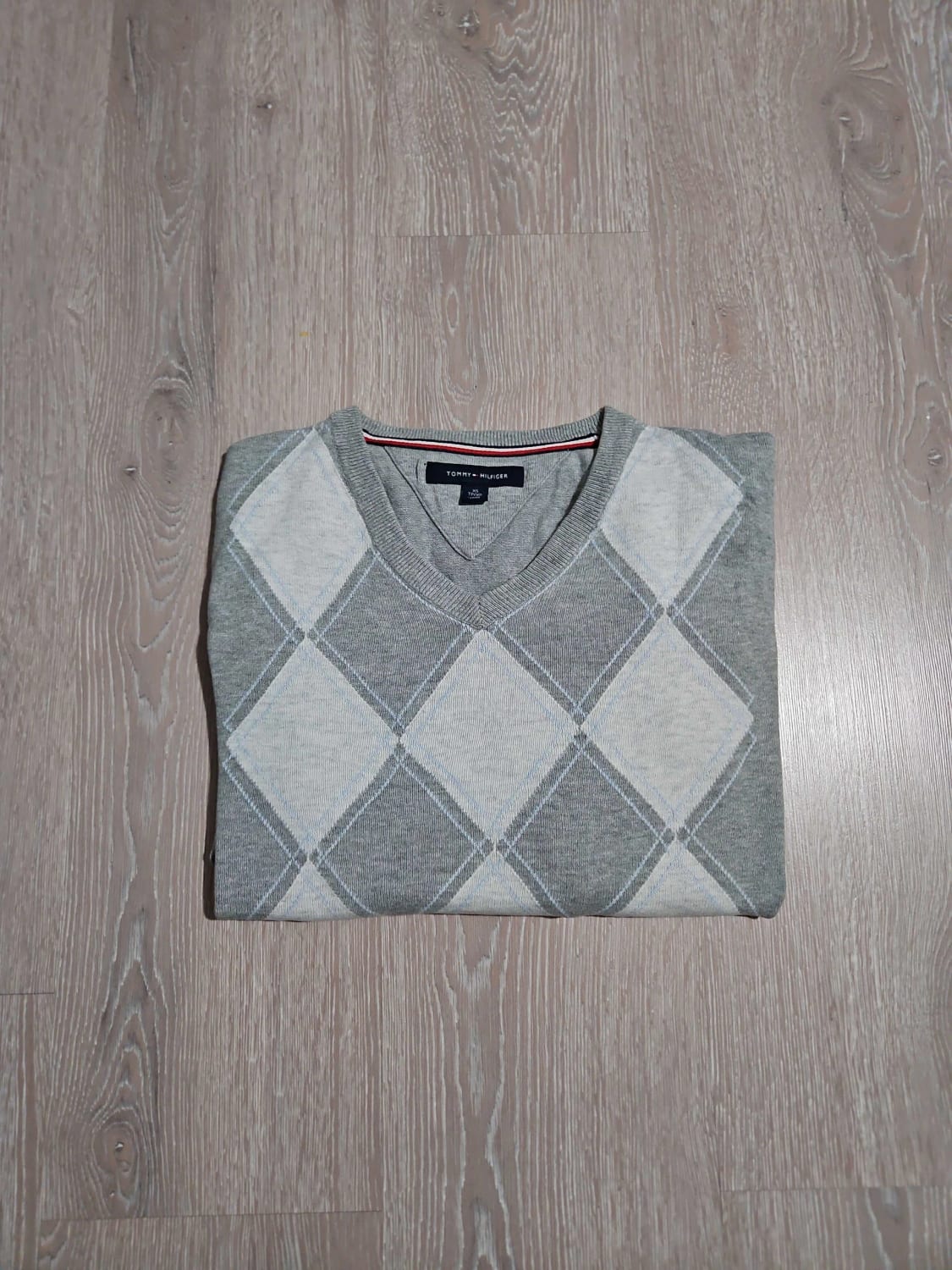 đź›’Pull Tommy Hilfiger XS Gris et Blancđź›’