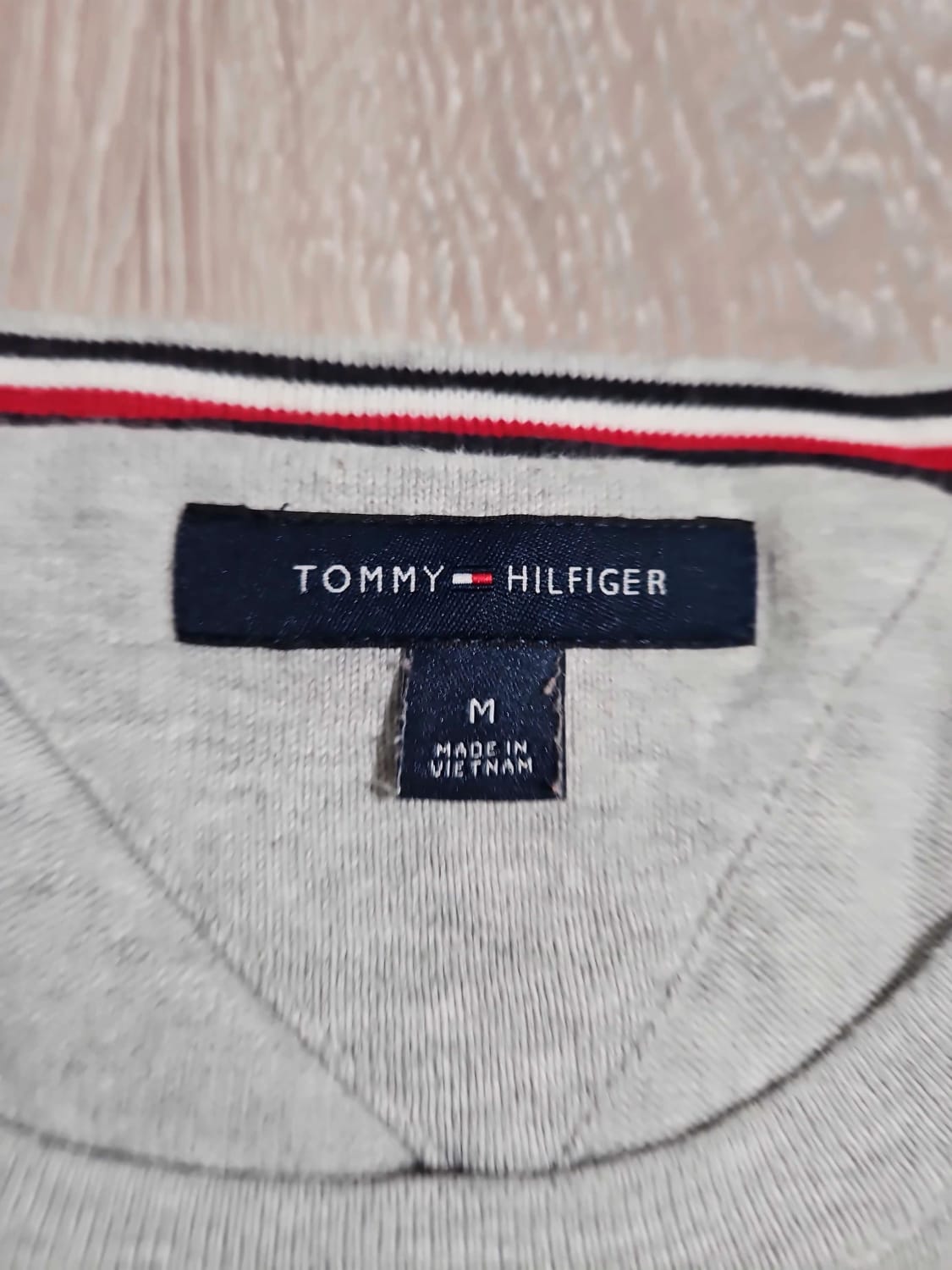 đź›’Pull Tommy Hilfiger Taille Mđź›’